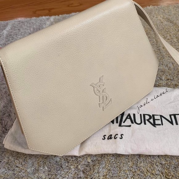 YSL Yves Saint Laurent beautiful vintage bag with gold hardware - Picture 4 of 17